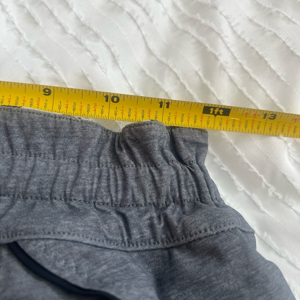Lululemon Reversible Water Surf Short in Crosscourt Petal Gray Black - Size 2? - Picture 10 of 10
